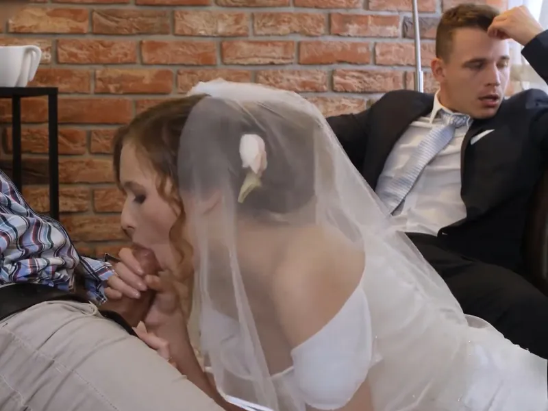 Cô dâu ngoại tình với trai ngay trước mặt anh xã mới cưới